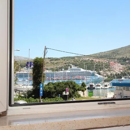 Marina East West *